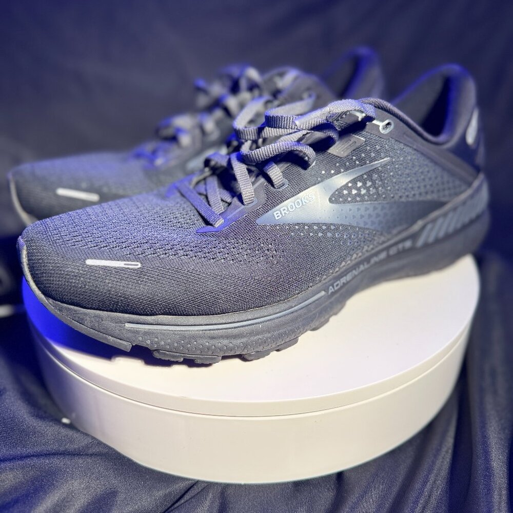 Men's Brooks Adrenaline GTS 22, Size 12, Cond. 8/10